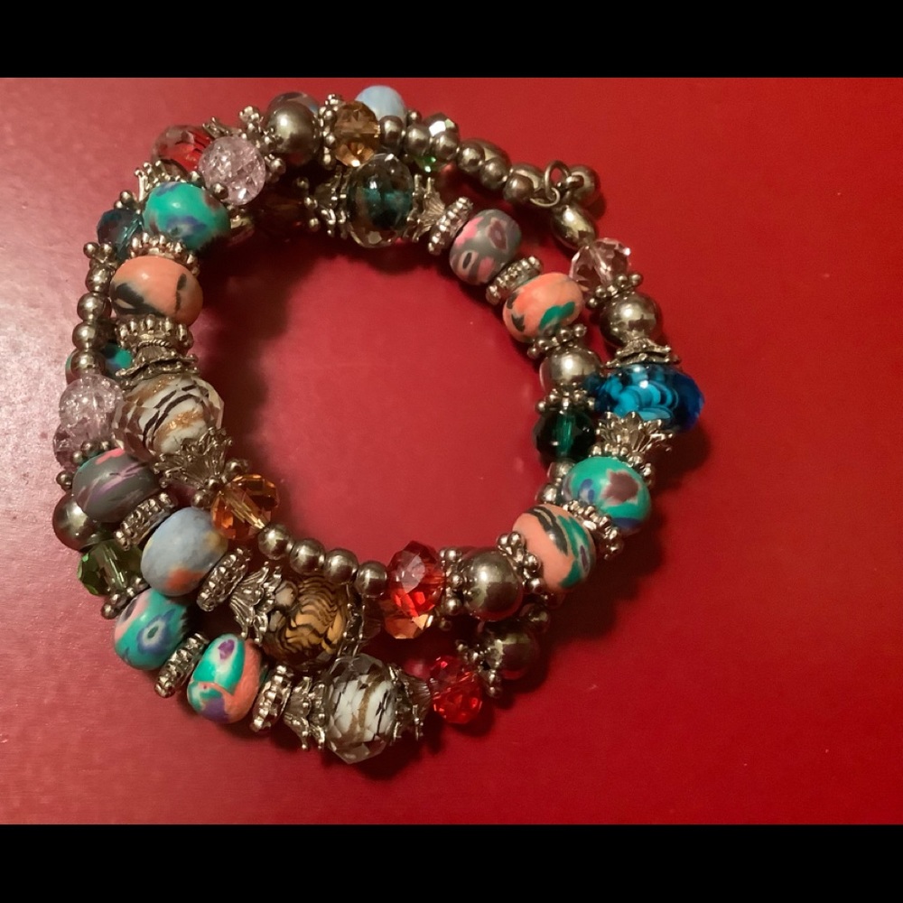 Premier Designs jewelry bracelet… NWT, brand new.